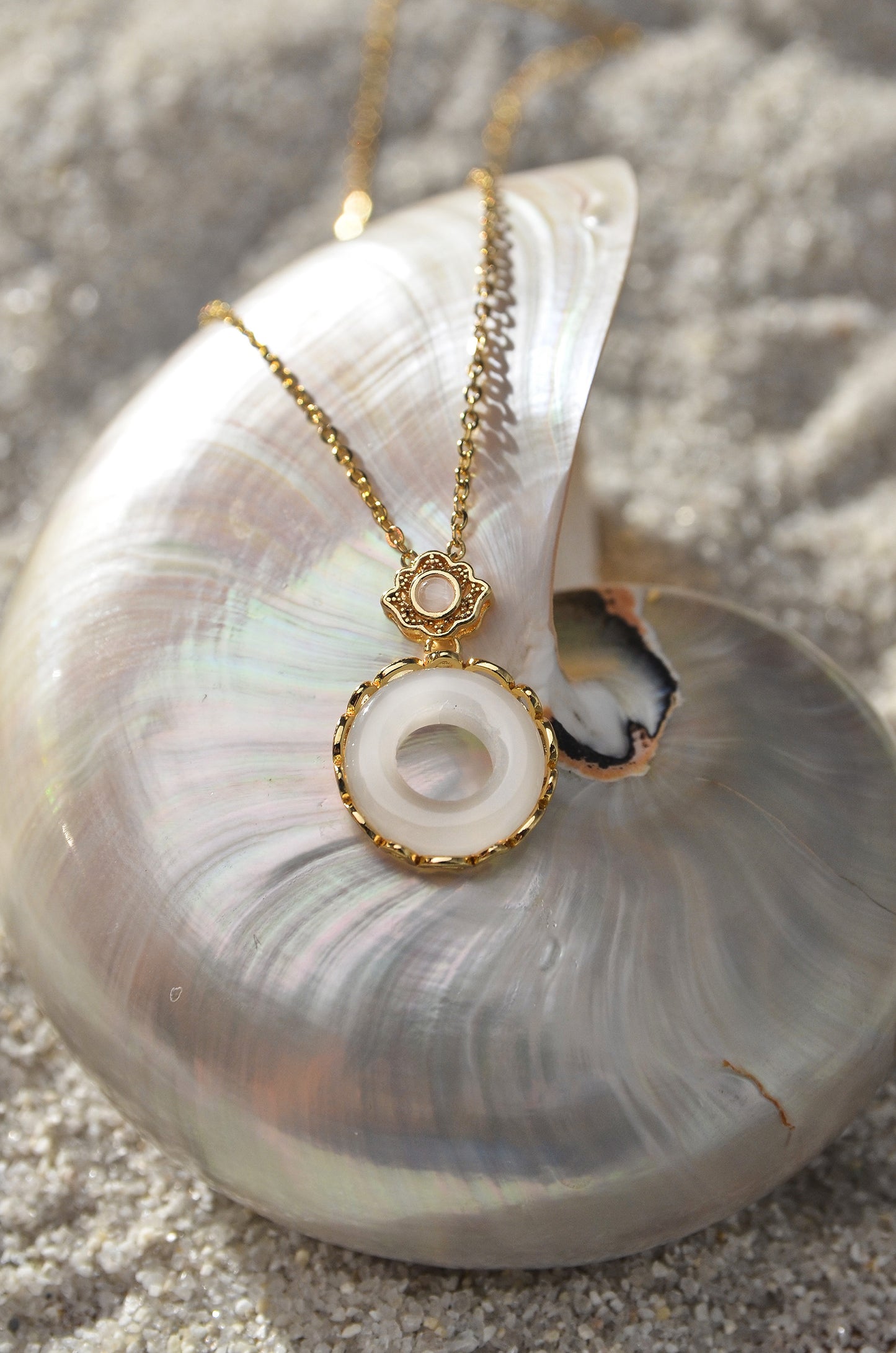 JADE GEMSTONE NECKLACE