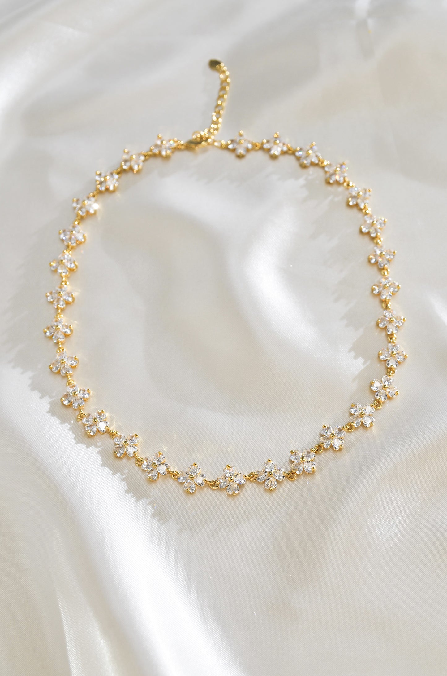 LUCKY CLOVER NECKLACE ( LIMITED TIME ONLY)