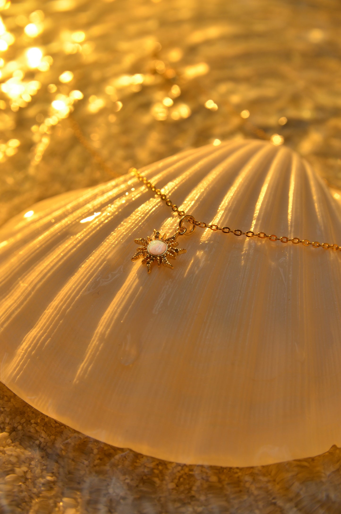 DAINTY OPAL SUN NECKLACE