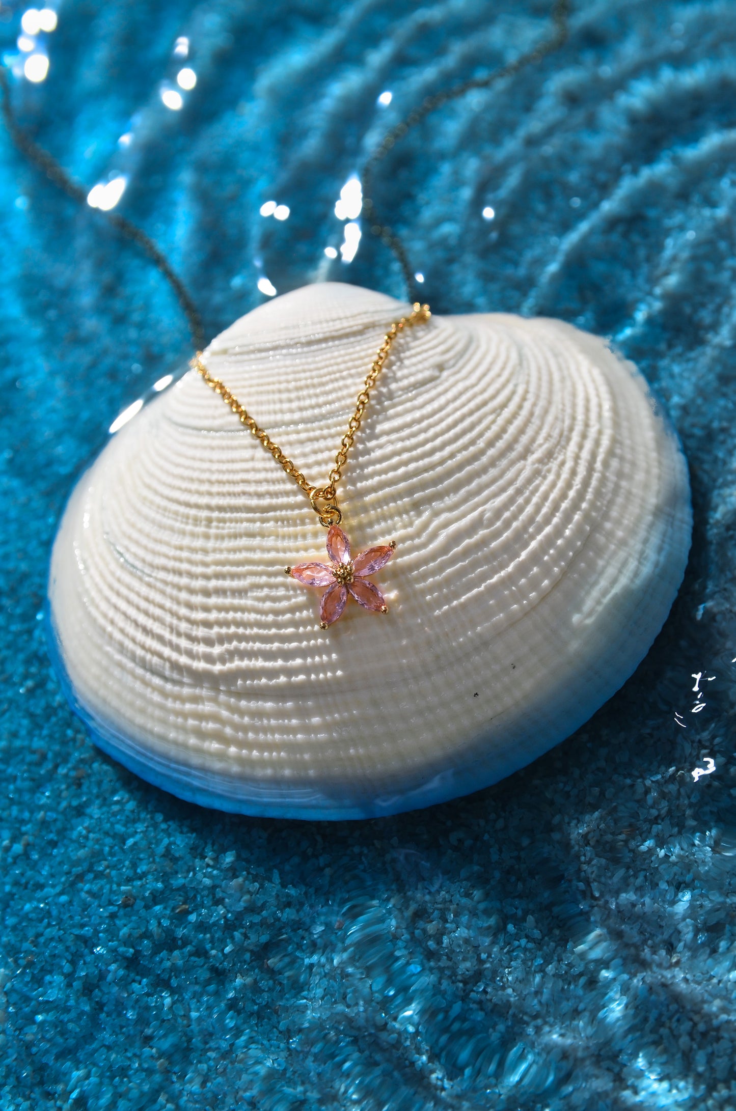 SEA FLOWER NECKLACE