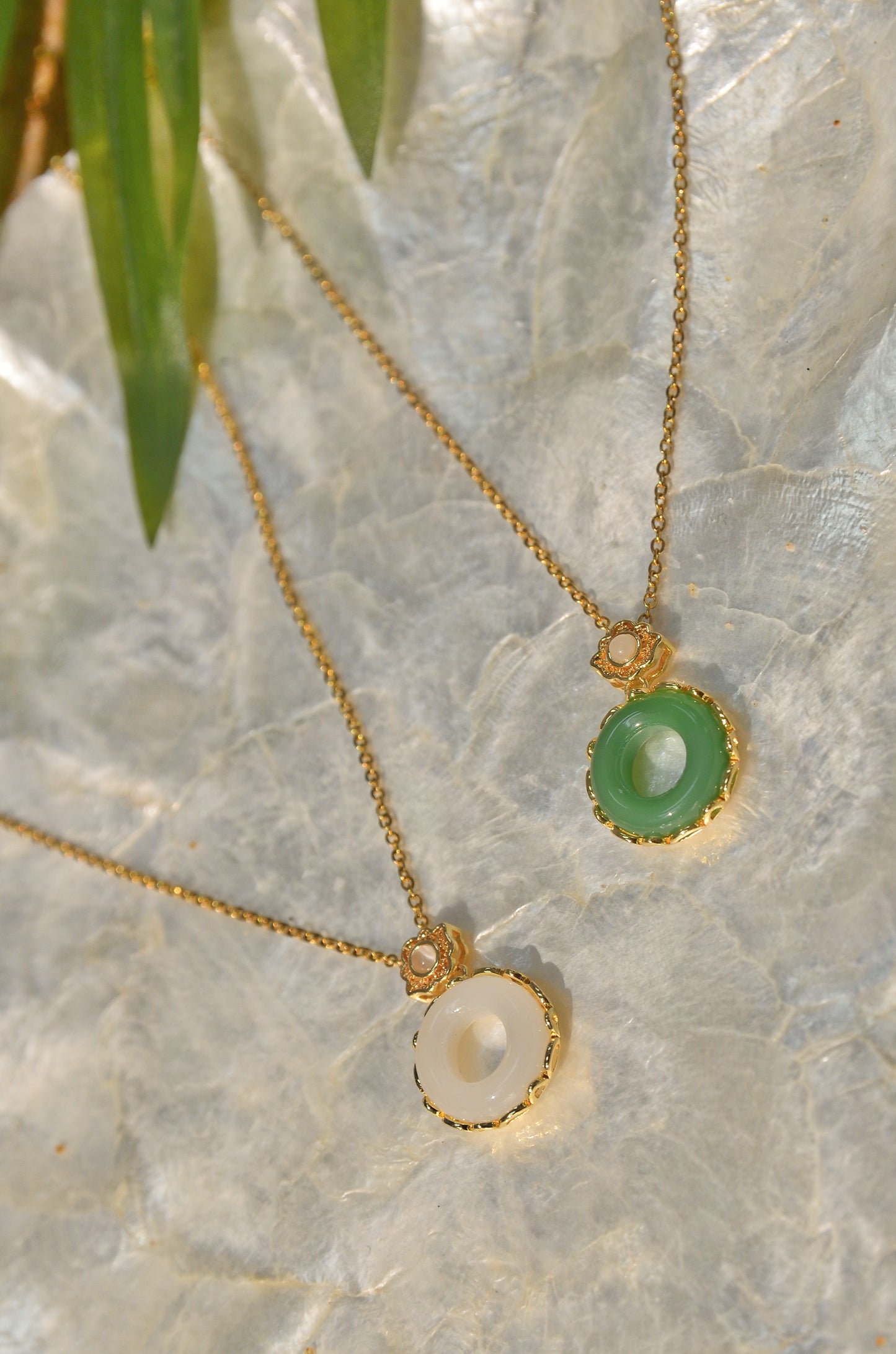 JADE GEMSTONE NECKLACE