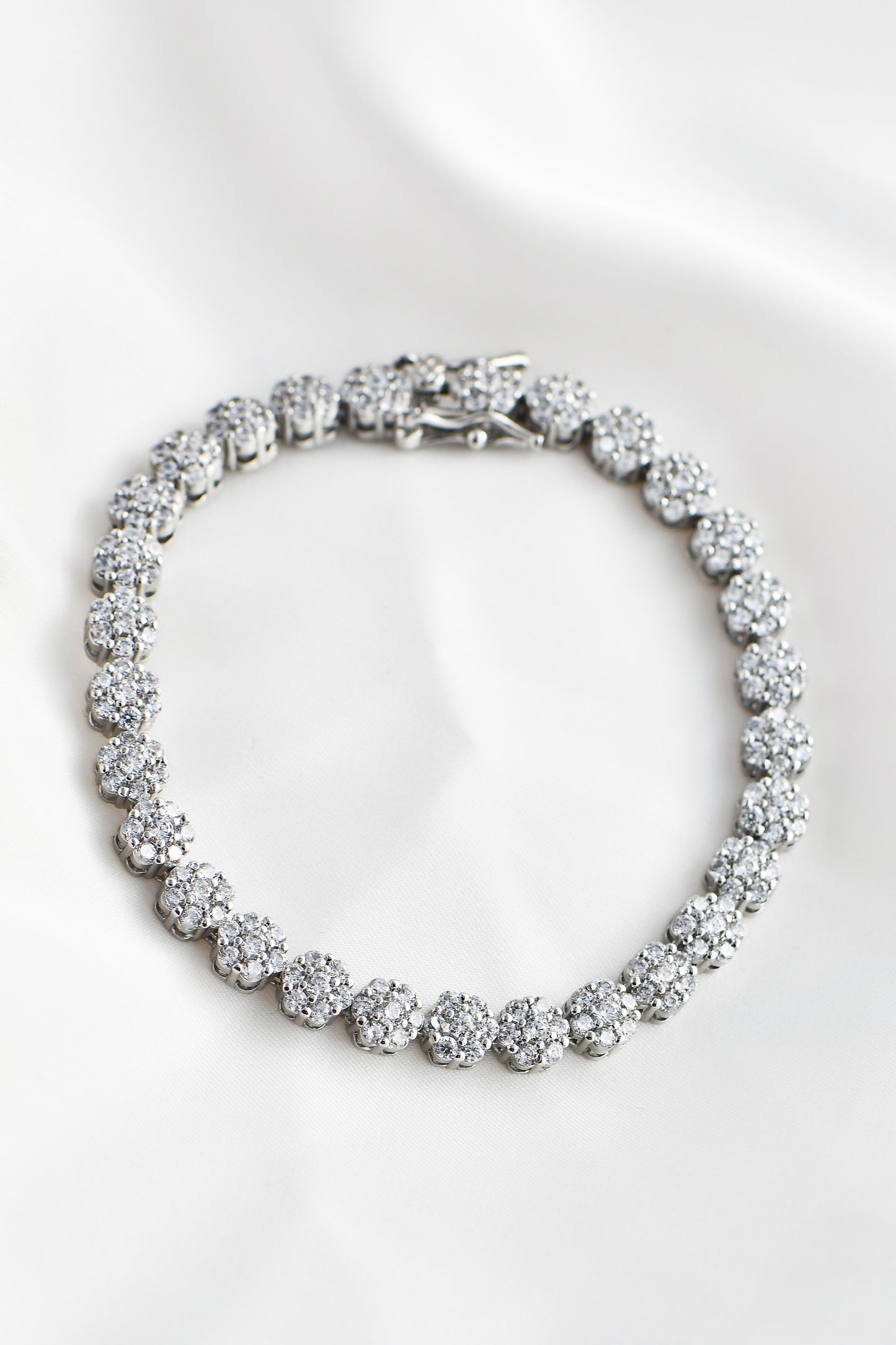 HEALING FLOWER BRACELET