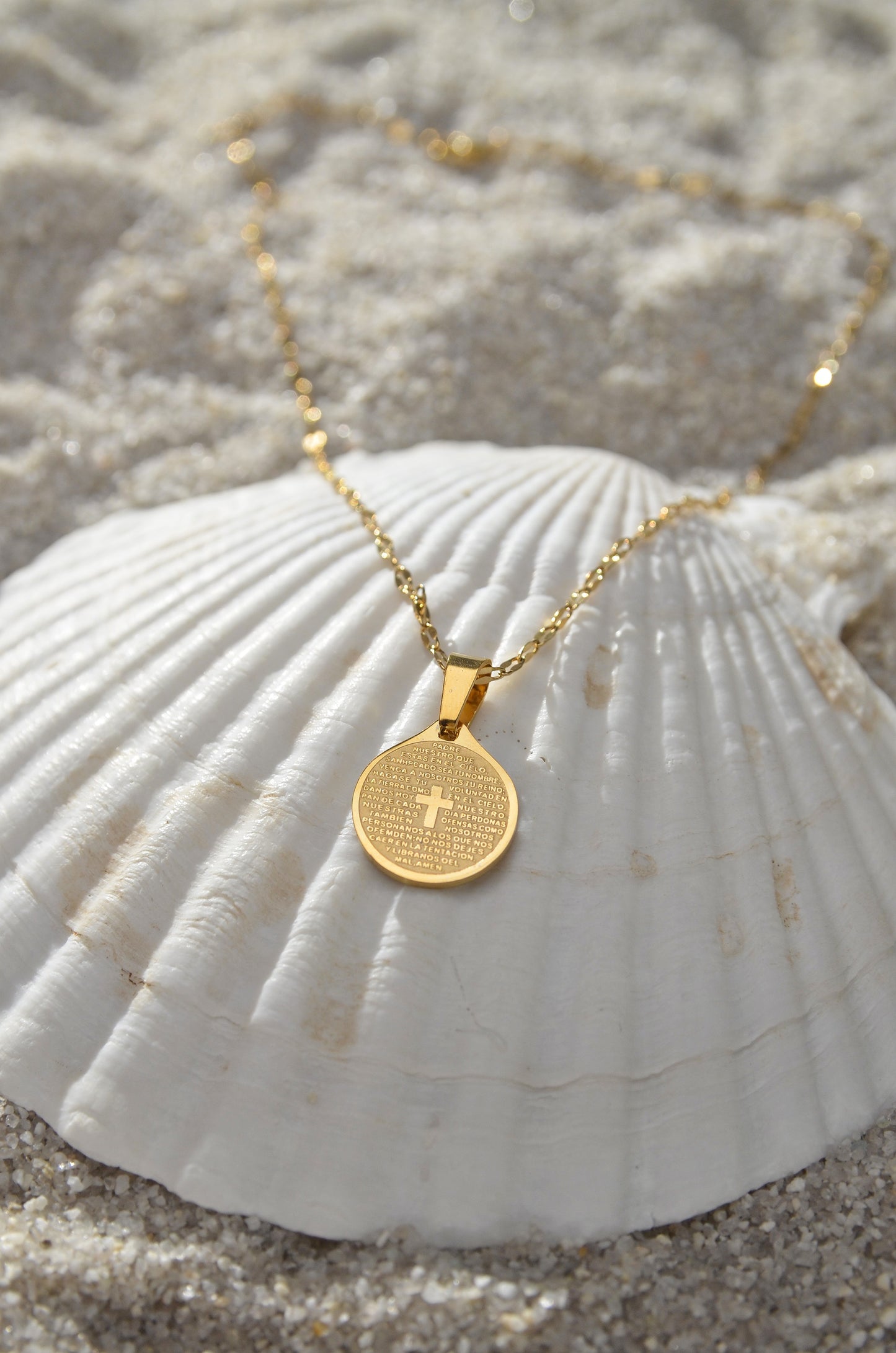 DAINTY SPANISH PRAYER PENDANT NECKLACE