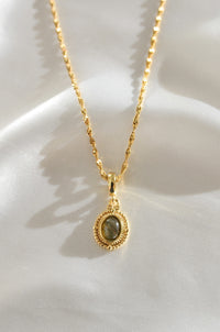 AGIMAT LABRADORITE NECKLACE