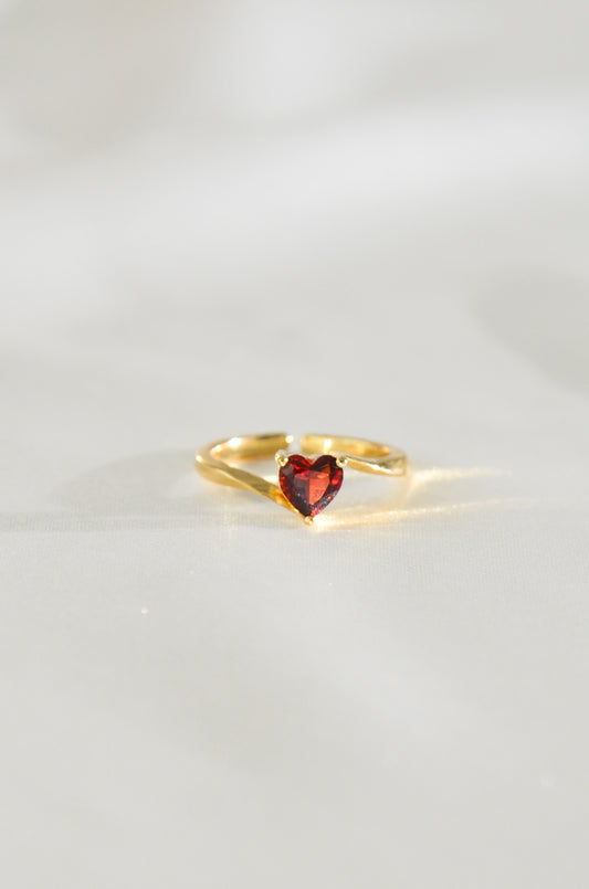 CARNELIAN HEART RING