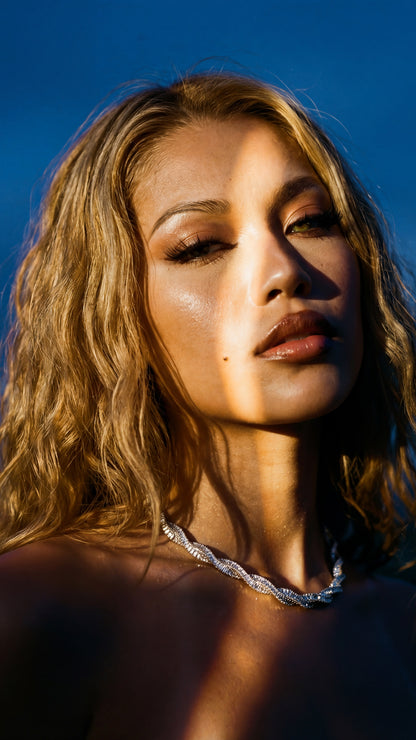 LIV DIAMOND NECKLACE