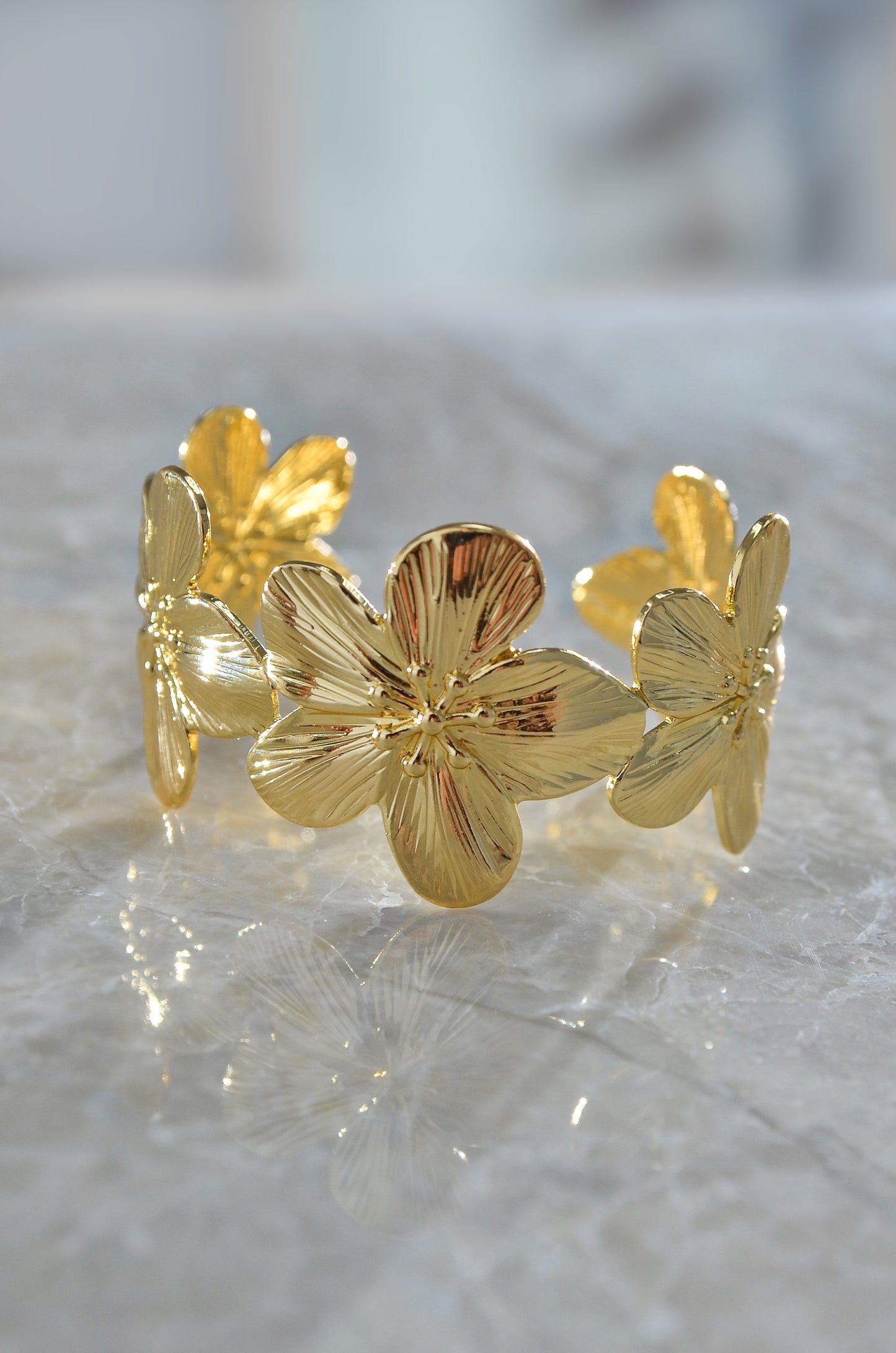 HIBISCUS FLOWER BANGLE BRACELET