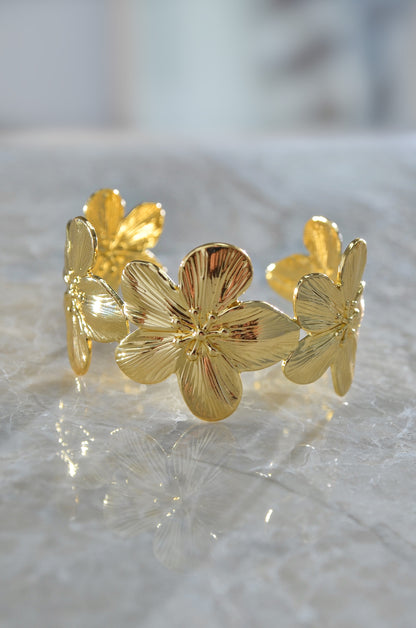 HIBISCUS FLOWER BANGLE BRACELET