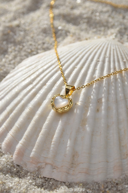 VERO AMORE NECKLACE