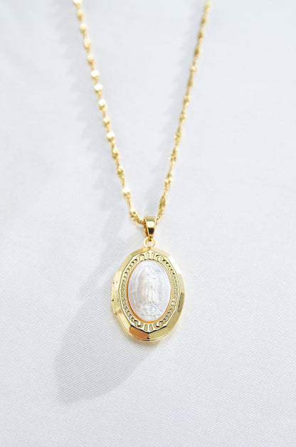 VINTAGE PEARL VIRGIN MARY LOCKET NECKLACE