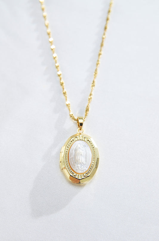 VINTAGE PEARL VIRGIN MARY LOCKET NECKLACE