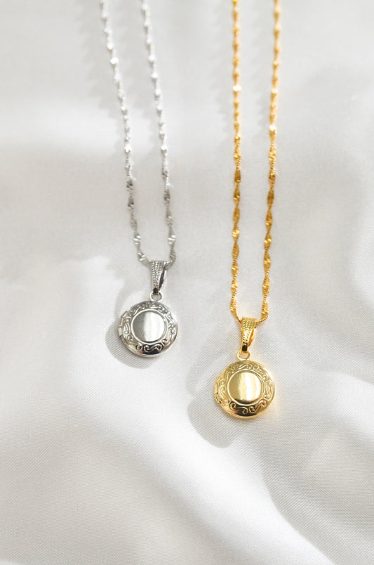 DAINTY VINTAGE LOCKET NECKLACE