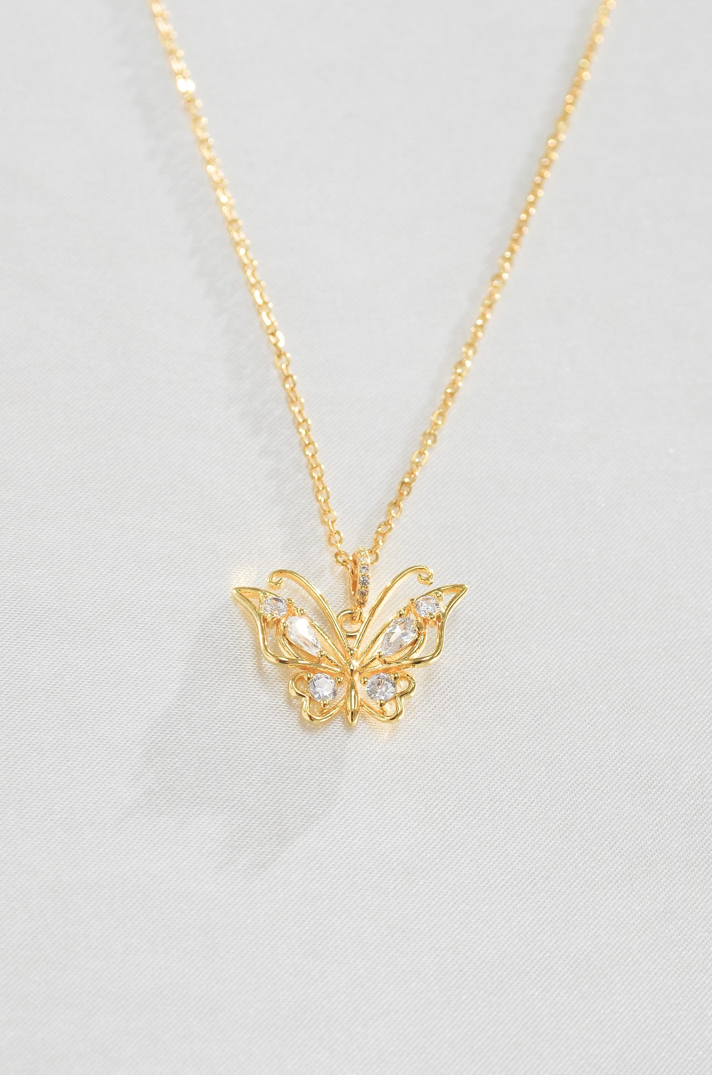 LIV BUTTERFLY NECKLACE