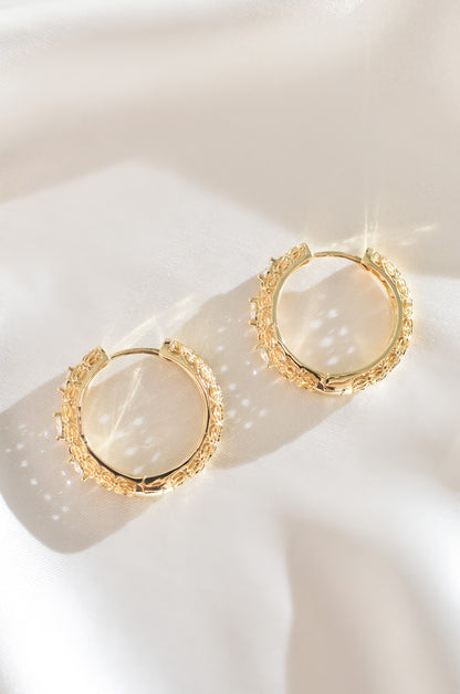 MARIA CLARA VINTAGE HOOP EARRING