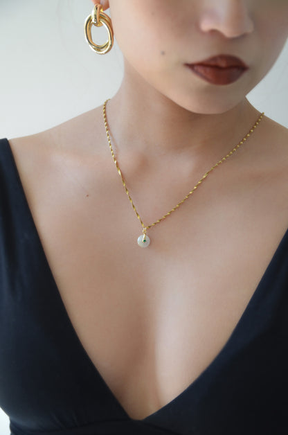 EMERALD JADE NECKLACE