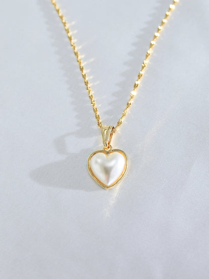 PERLA HEART NECKLACE