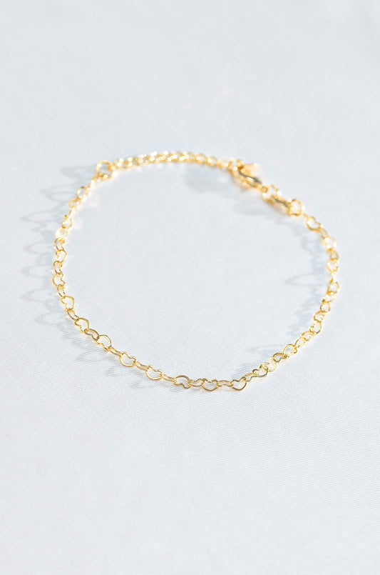 DAINTY HEART BRACELET