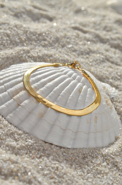 GOLD HERRINGBONE BRACELET