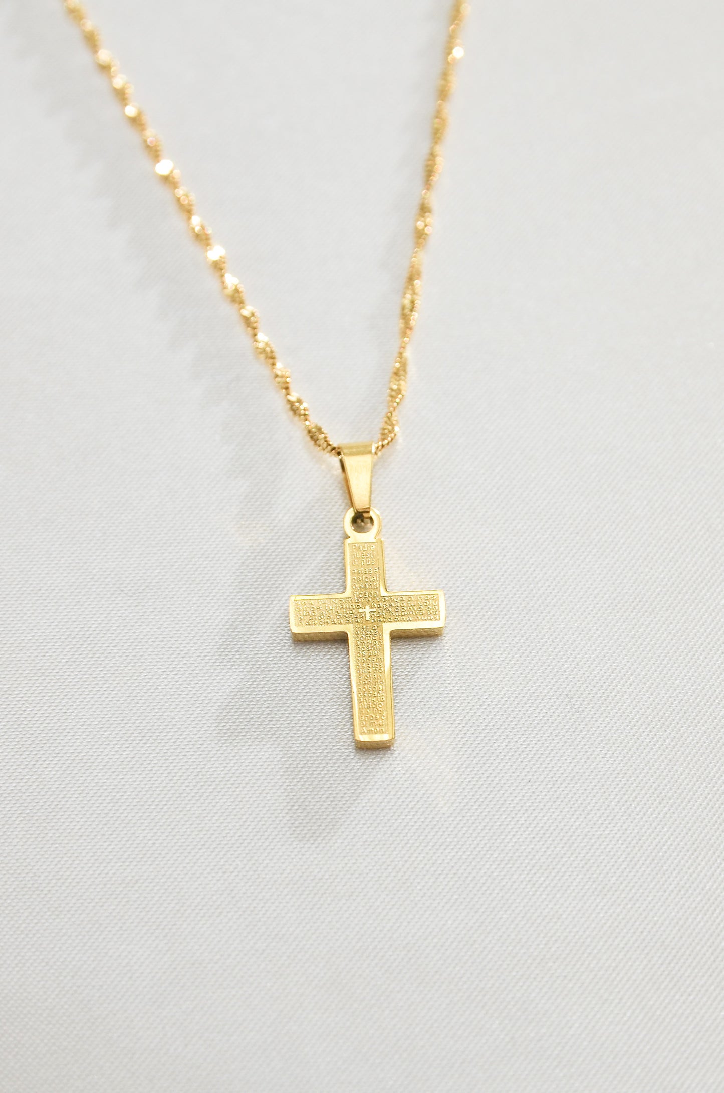 DAINTY SPANISH PRAYER PENDANT NECKLACE