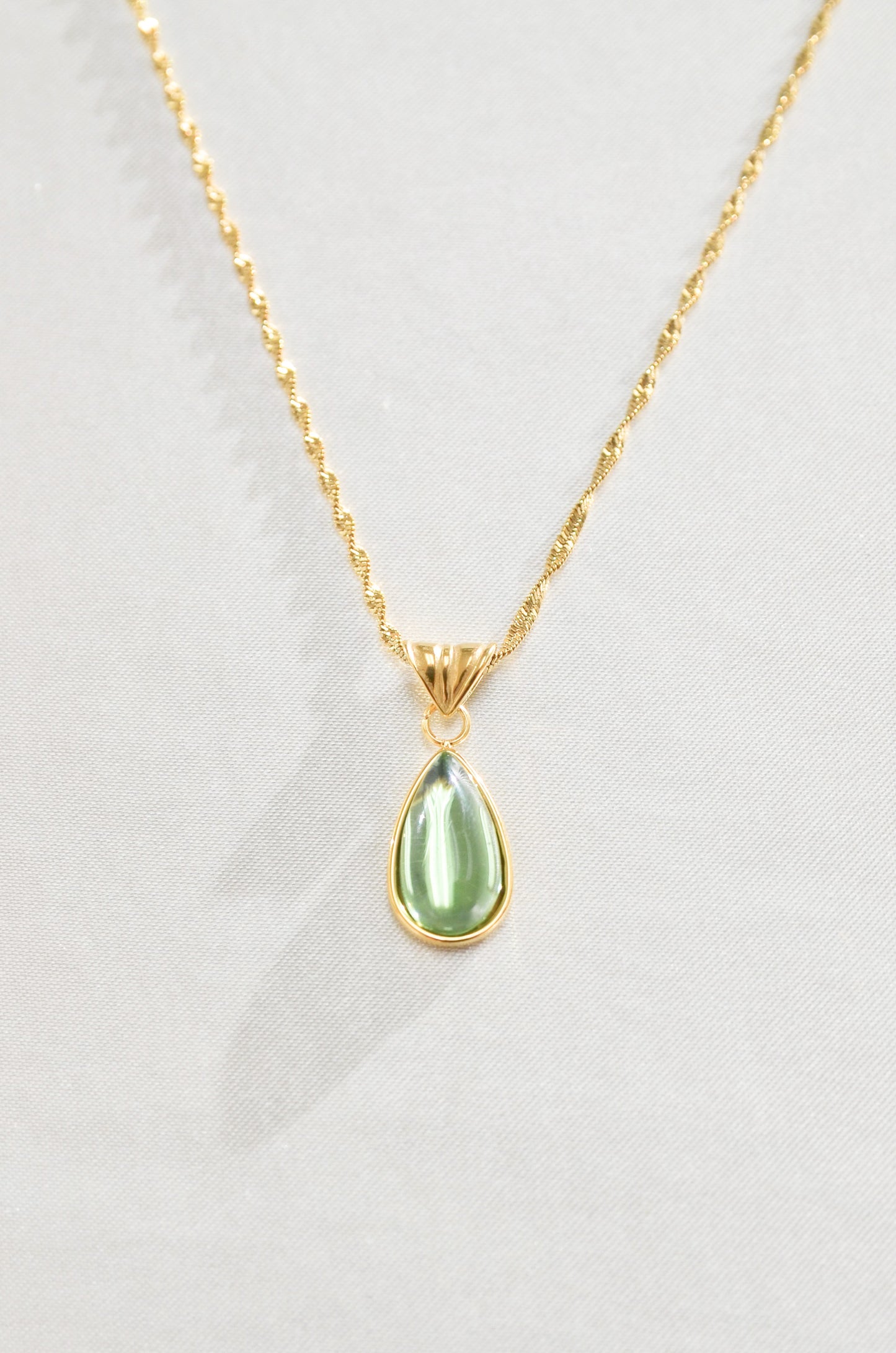 TEARDROP AVENTURINE CRYSTAL NECKLACE