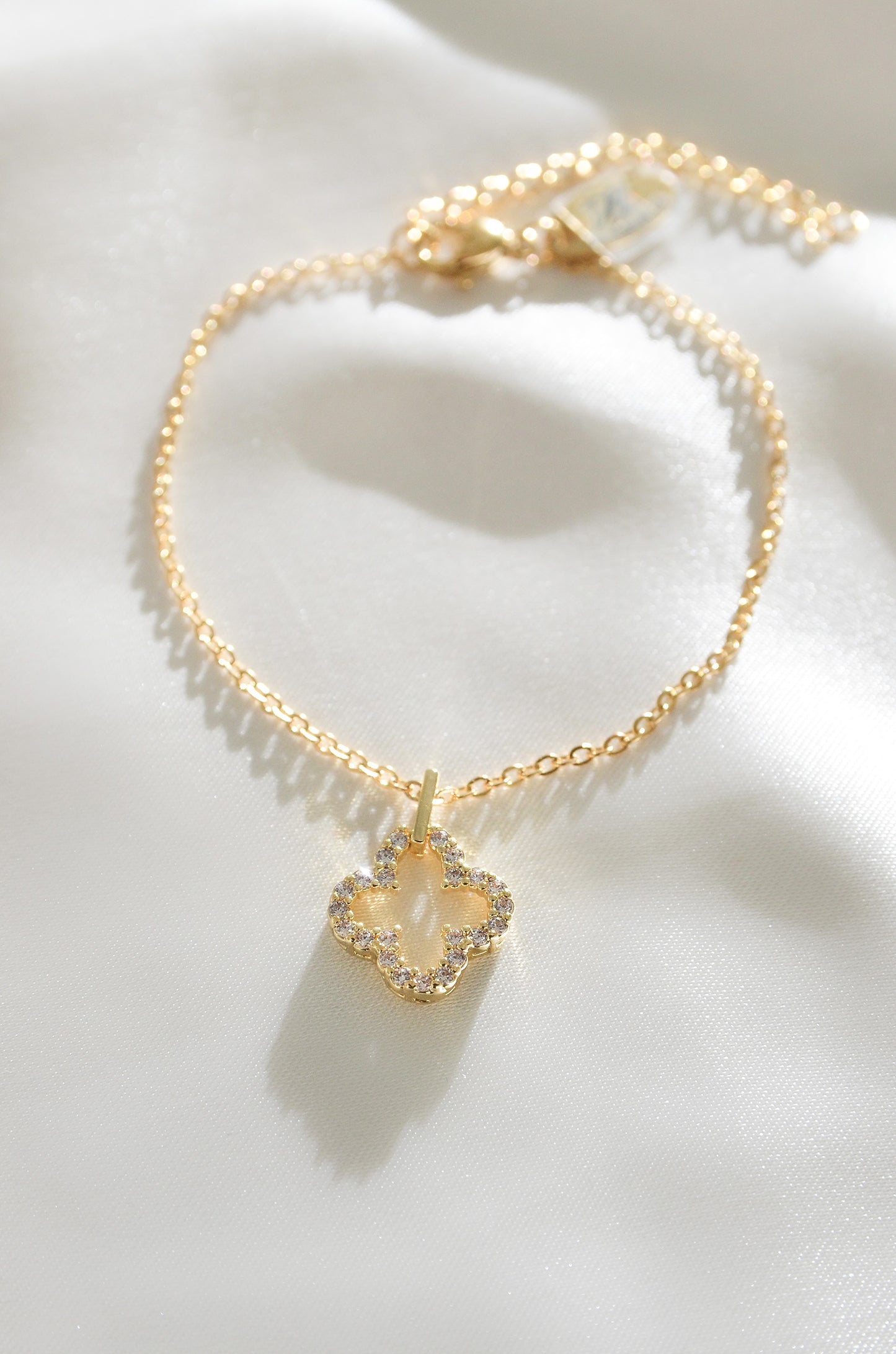 DIAMOND QUATREFOIL BRACELET