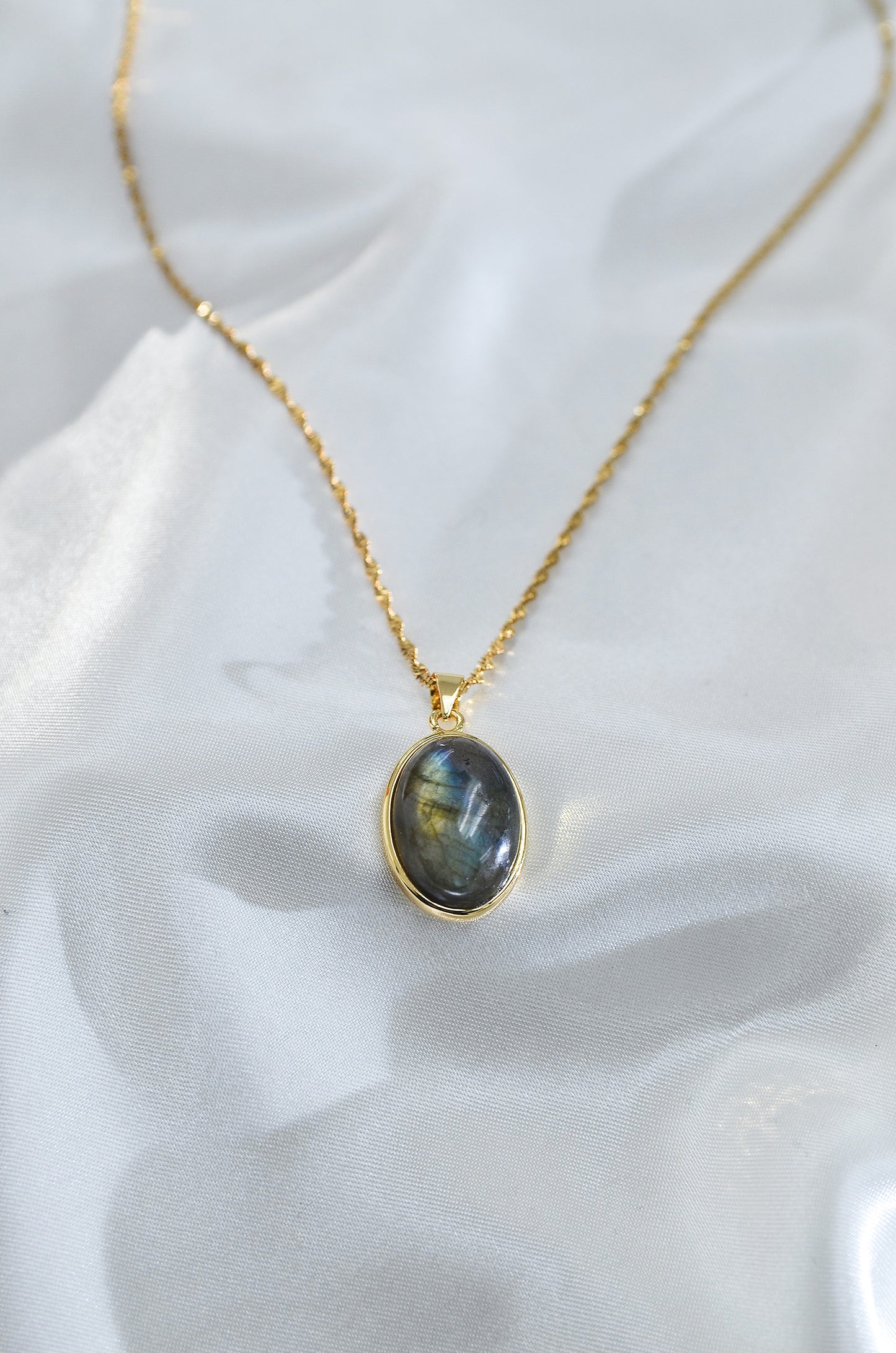 LABRADORITE INTUITION NECKLACE