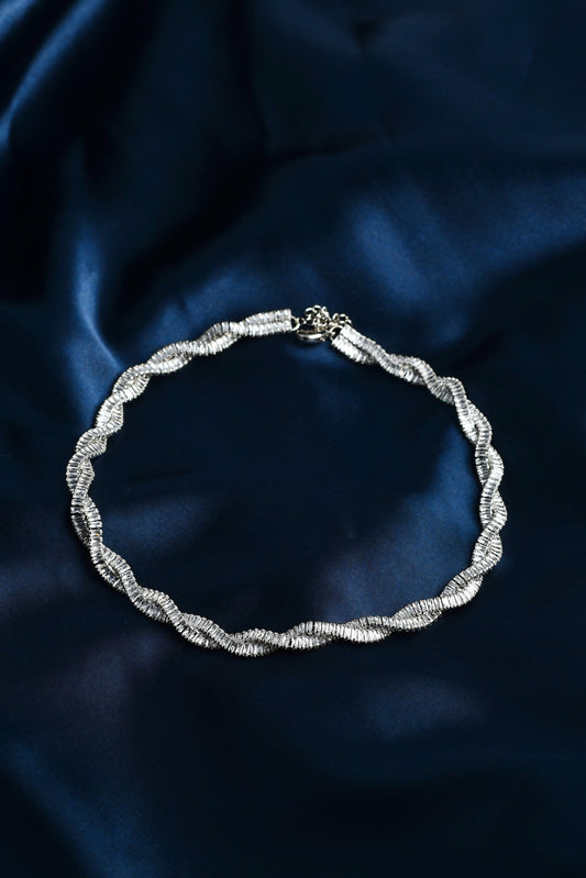 LIV DIAMOND NECKLACE