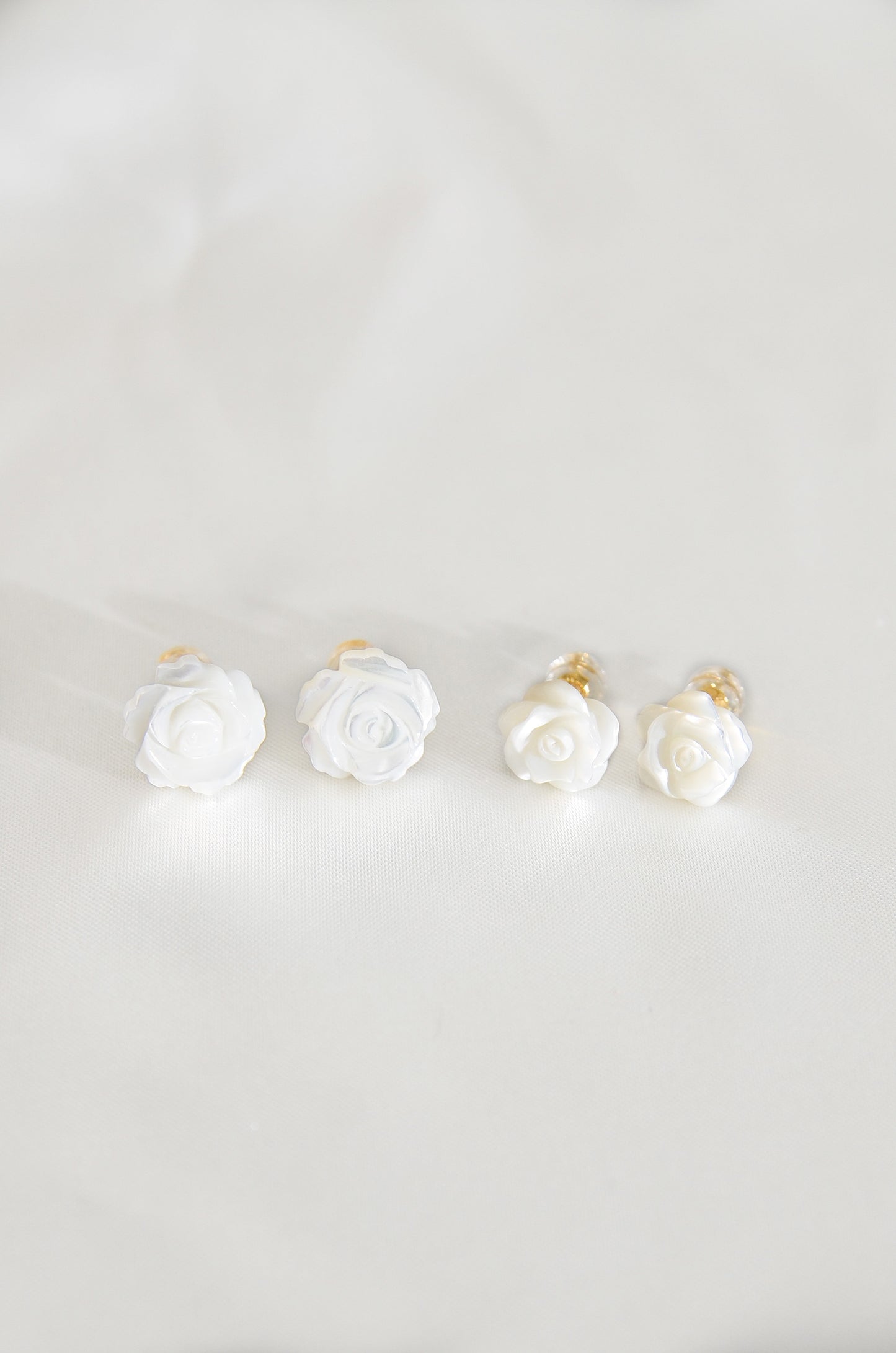 PEARL ROSE EARRINGS