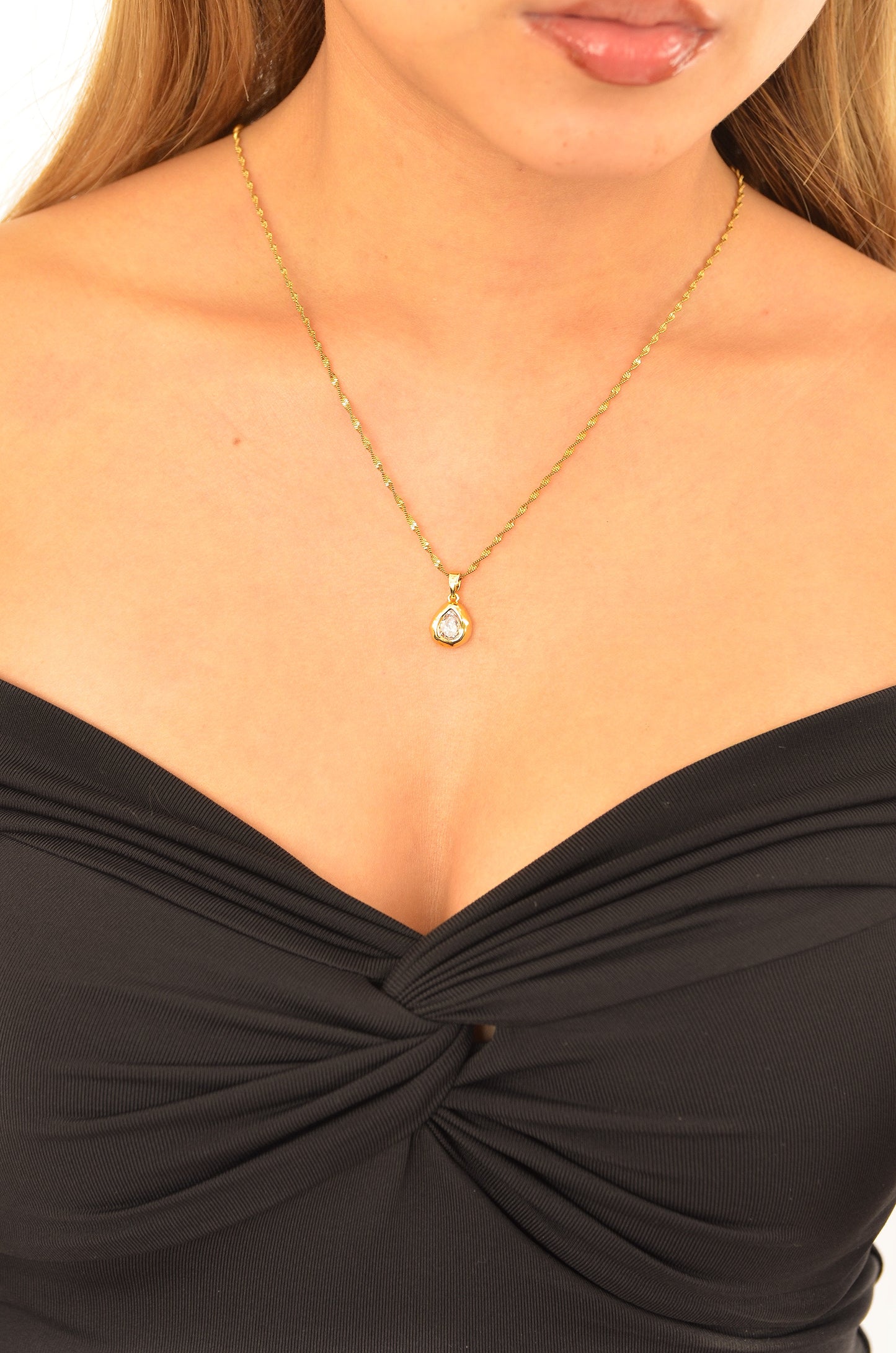 LUCKY DIAMOND DROP NECKLACE