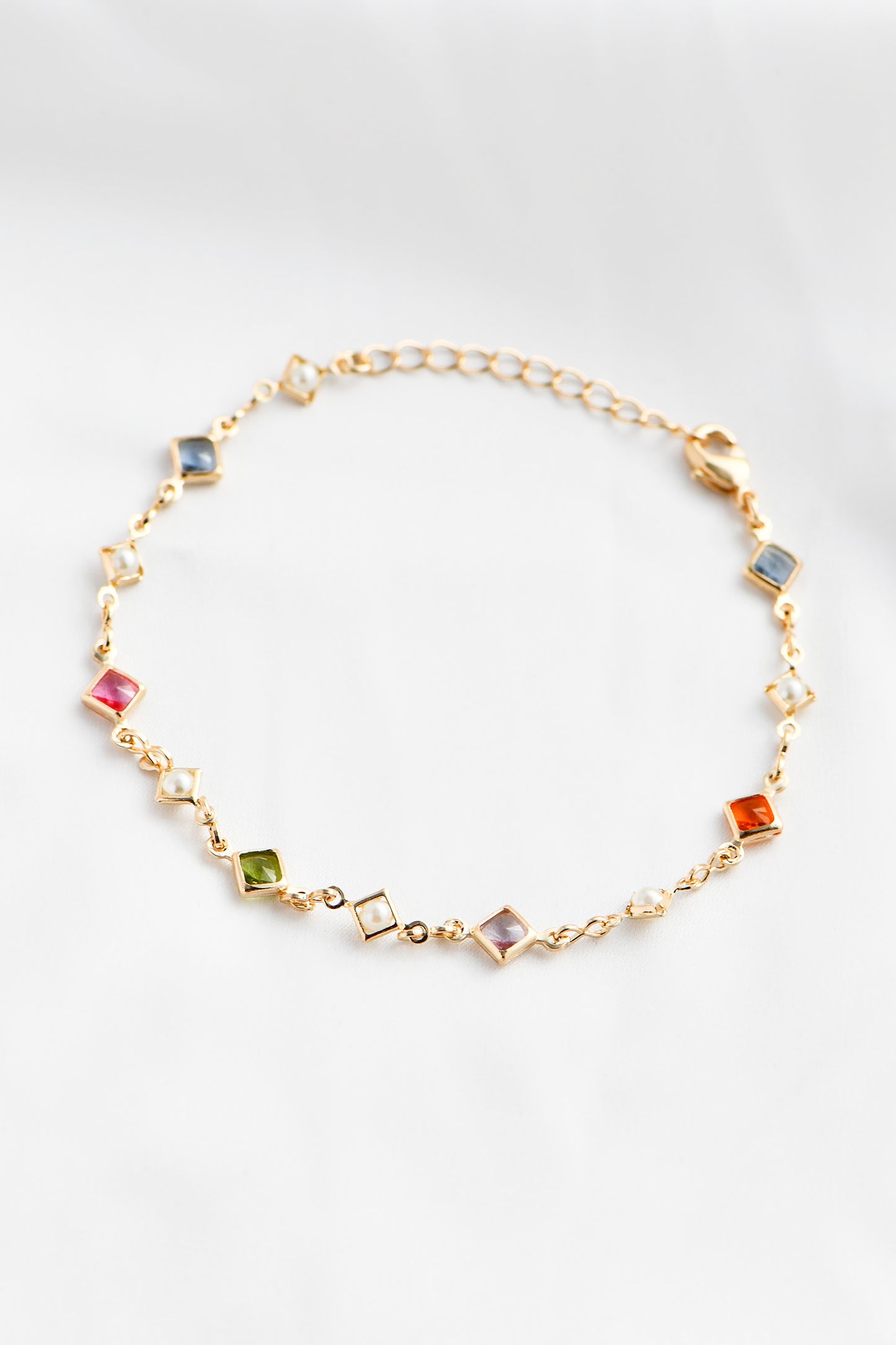 Halo Halo Pearl Crystal Bracelet by DBL Jewelry 