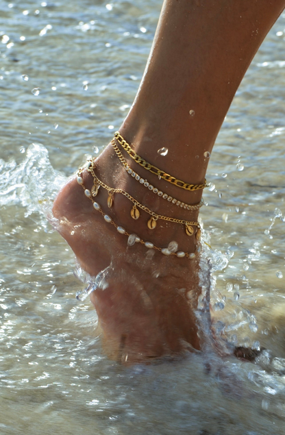 COWRIE SHELL ANKLET