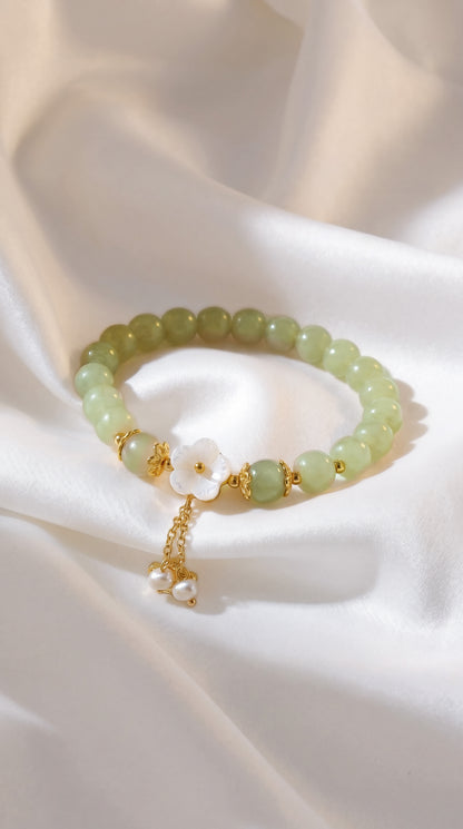 PEARL JADE SAMPAGUITA FLOWER BRACELET