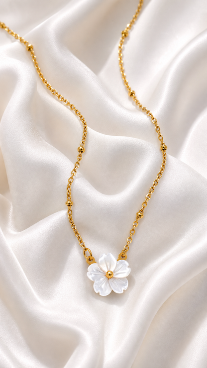 DAINTY PEARL SAMPAGUITA FLOWER NECKLACE