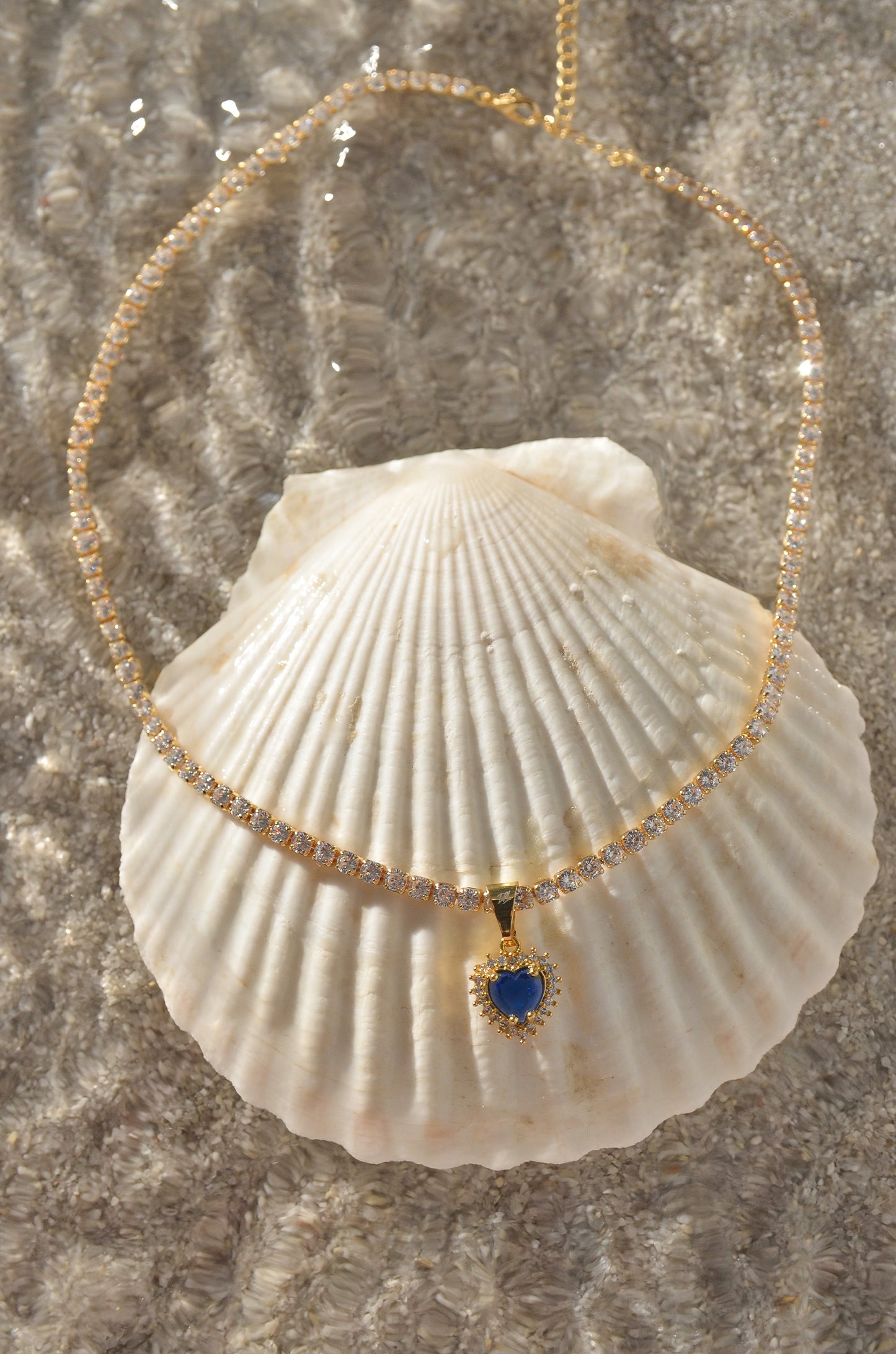 HEART OF THE OCEAN TITANIC NECKLACE