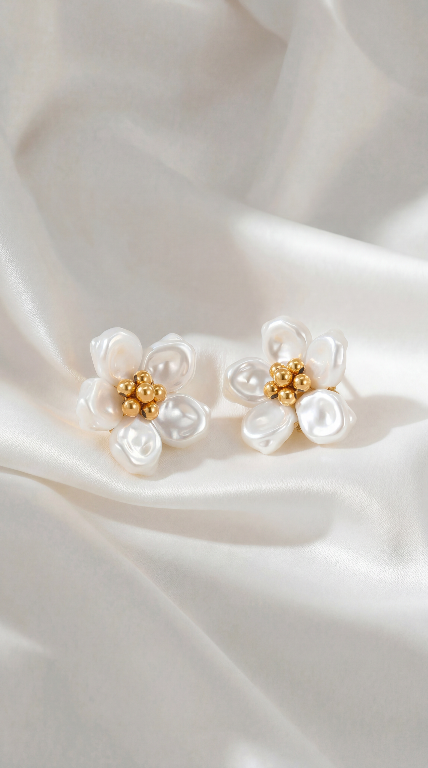 PEARL OF THE ORIENT SAMPAGUITA EARRINGS