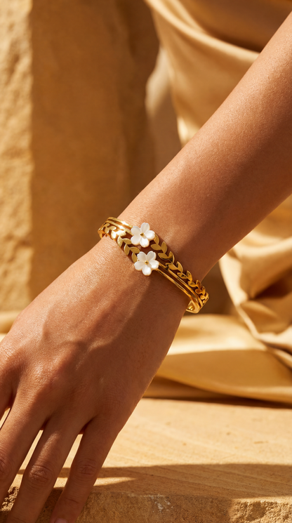 SAMPAGUITA FLOWER BANGLE BRACELET