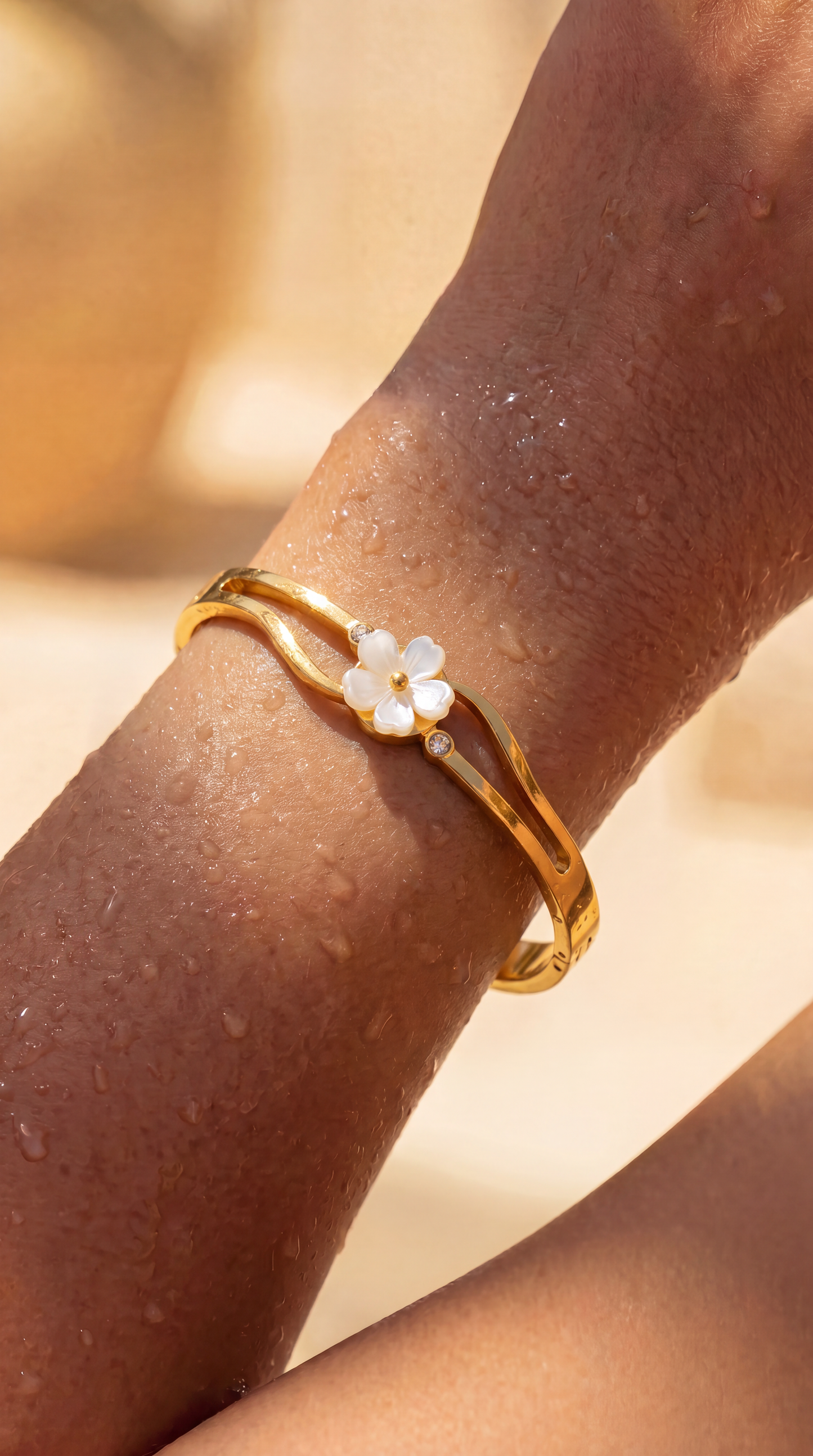 CLASSIC SAMPAGUITA FLOWER BANGLE