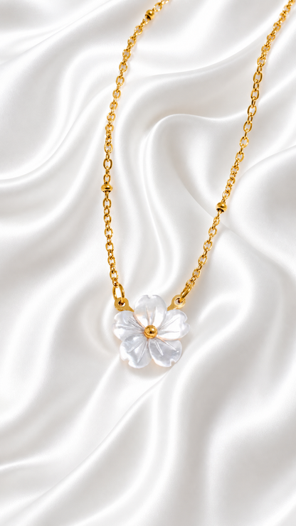DAINTY PEARL SAMPAGUITA FLOWER NECKLACE