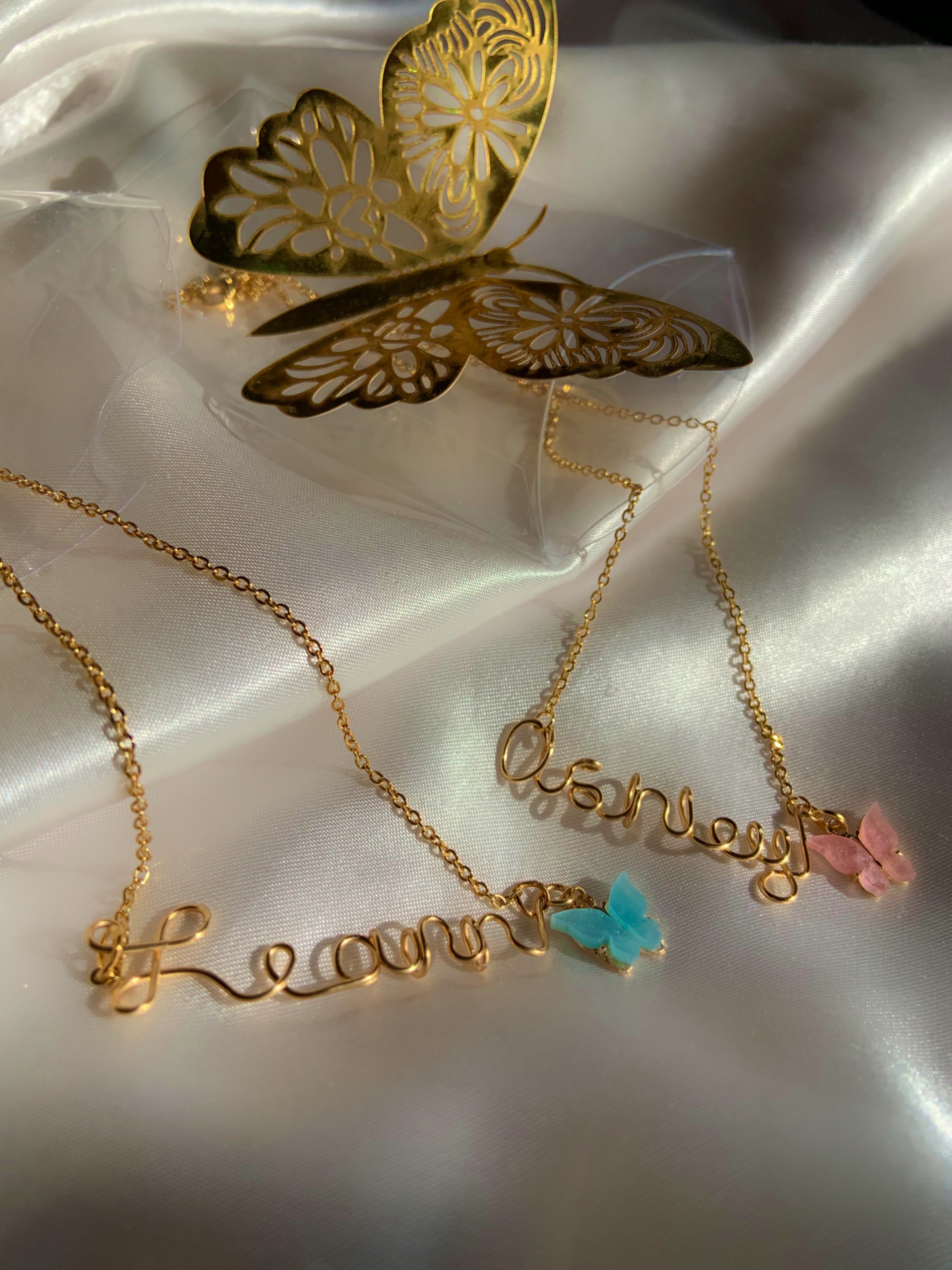 Two Butterfly Nameplate Personalized Custom Gold Plated Name Necklace  Couple Necklace BFF Gifts-silviax | Freundschaftsschmuck, Kette mit namen,  Beste freunde halskette