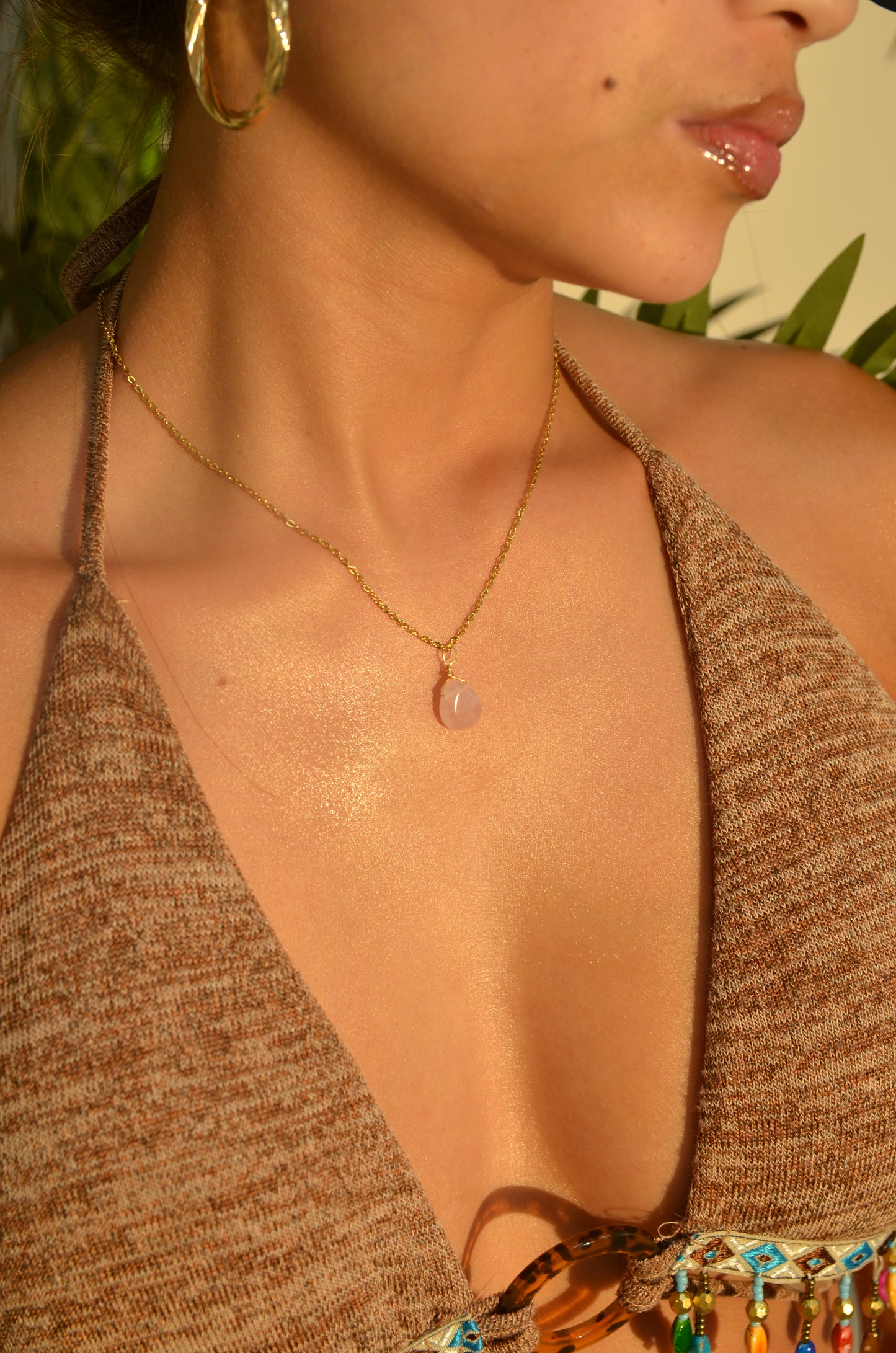 DAINTY ENERGY HEALING CRYSTAL NECKLACE